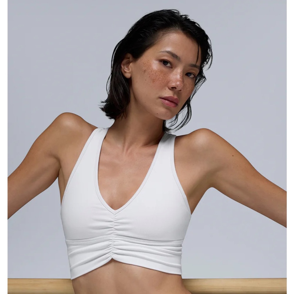 Alo Yoga Wild Thing White Ruched Sports Bra XS
